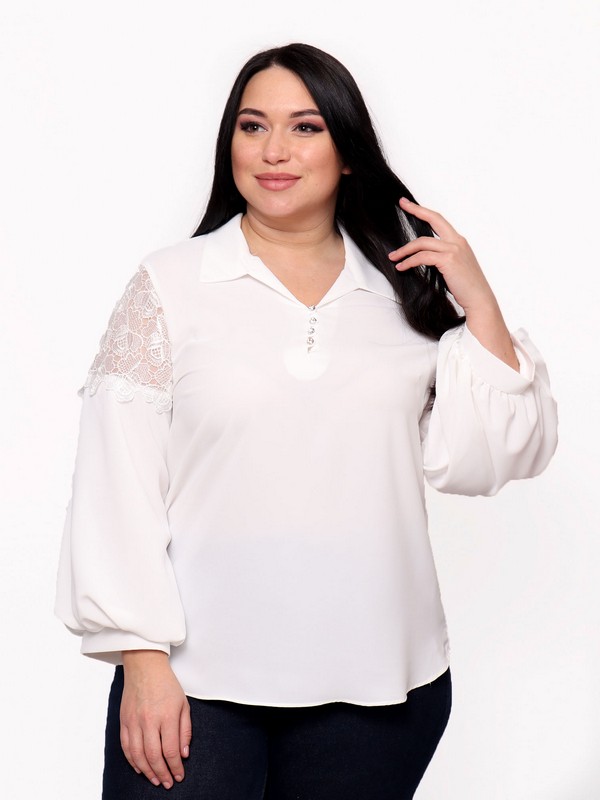 Блуза с объемными рукавами белая батал 