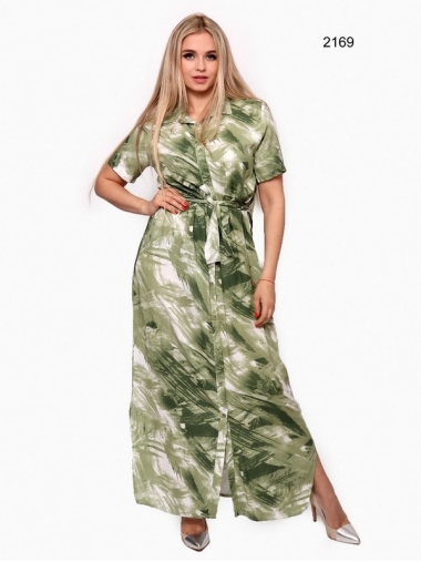 Платье-рубашка в зеленый принт 