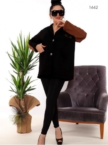 Пиджак черного цвета с вставками цвета терракот