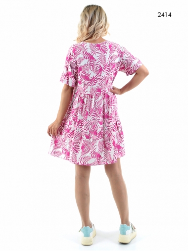 Летнее платье в розовый тропичный принт